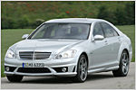 Fast wie in Kong Kongs Händen: Mercedes S-Klasse 63 AMG im Test