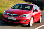 Opel Astra 1.4 Turbo: Fünftürer mit innovativem Fahrwerk im Test