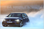 VW Golf R: Angetestet und abgedriftet auf dem Eissee
