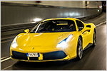 Ich, ein offener Ferrari, Schneeregen und 30 Stunden Zeit: Test Fer...