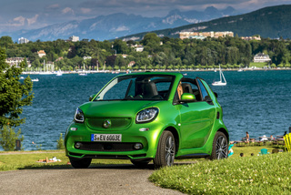 Fahrbericht: Smart setzt Fortwo-Cabrio unter Strom - Flüsterleiser ...