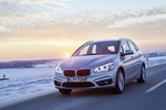 BMW 225xe im Fahrbericht: Günstiger Allrad-Van mit Schlucksperre