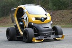 Renault Twizy Sport F1 Concept Car im Fahrbericht: Elektroauto auf ...