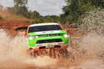 Outlander Plug-in Hybrid feiert erfolgreiches Rallye-Debut