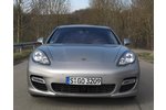 Porsche Panamera Turbo - Ungemein flotter Vierer