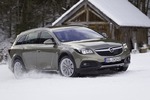 Fahrbericht Opel Insignia Country Tourer auf Eis - Gebremste Querdy...