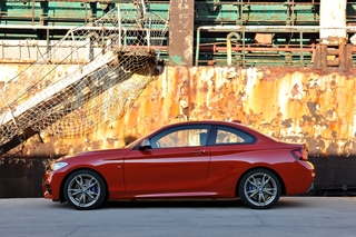 BMW 2er Coupe und 4er Cabrio - Eine Nummer höher (Kurzfassung)