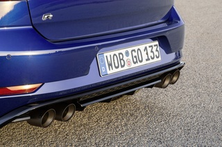 Performance-Teile für den VW Golf R - Ab auf die Rennstrecke!
