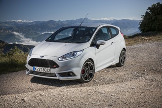 Ford Fiesta ST200 - Extra-Power im Tarn-Look (Kurzfassung)
