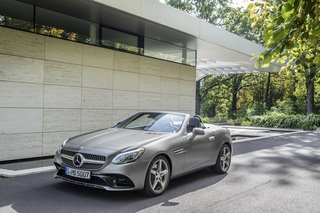 Fahrbericht: Mercedes Roadster SLC - Ein C für Zwei (Kurzfassung)