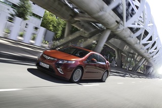 Opel Ampera und Chevrolet Volt - Sicherheits-Update für die E-Autos