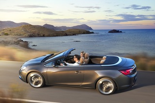 Opel Cascada - Frischer Wind für die Cabrio-Klasse