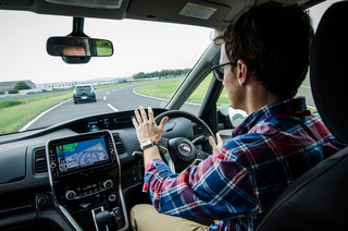 Nissan Qashqai-Entwicklung - Auto-Pilot für den Landstraßenstau