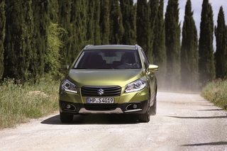 Test: Suzuki SX4 S-Cross 1.6 DDiS Allgrip - Auch mit Vollausstattun...