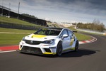 Opel Astra TCR (2016) im Tracktest: 330 PS und Slicks für Opels Kom...