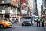 New York im Mercedes-AMG G 65: Im 220.000 Euro-SUV mit V12 durch Ne...