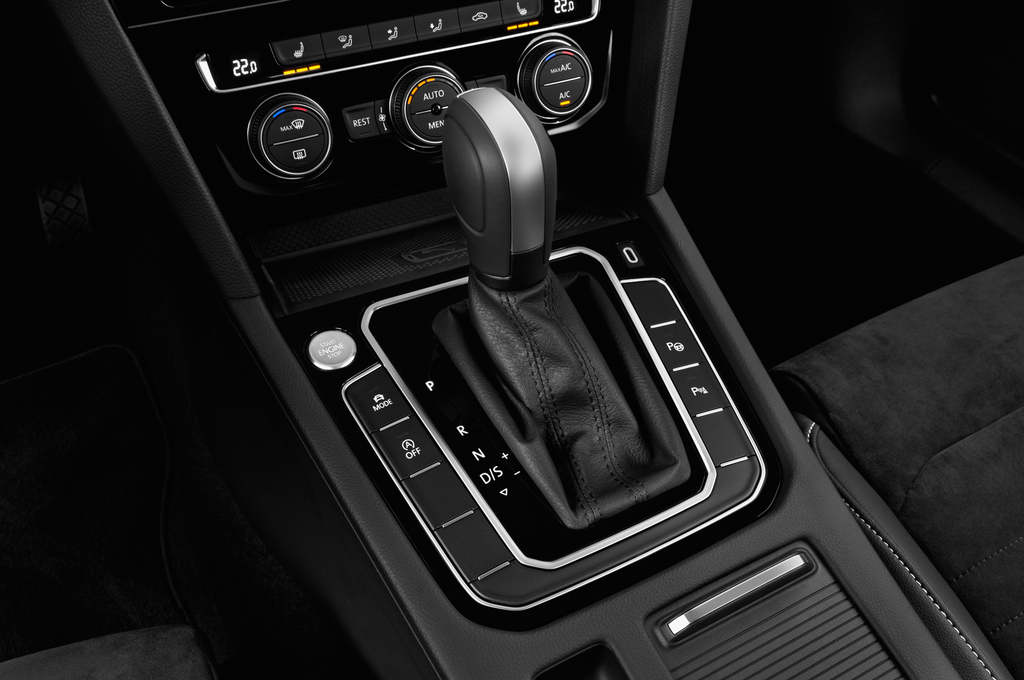 Bildergalerie Vw Passat Kombi Baujahr 14 Heute Autoplenum De