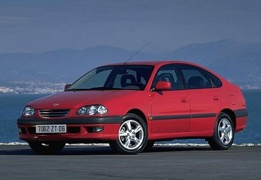 Toyota Avensis 2.0 128 PS (1998–2003)