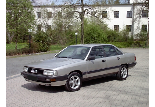 Audi 200 2.2 165 PS (1983–1991)