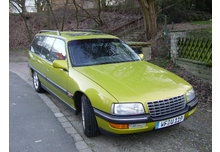 Opel Omega Kombi (1990–1993)