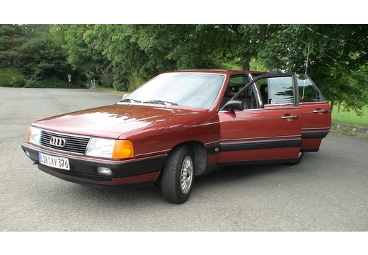 Audi 100 Limousine (1982–1991)