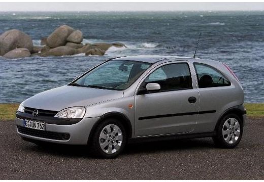 Opel 2000 года