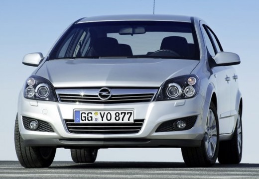 Opel Astra Limousine (2004–2010)