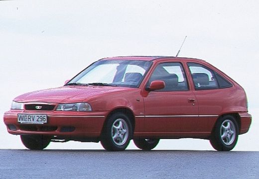 Daewoo Nexia Limousine (1994–1997)