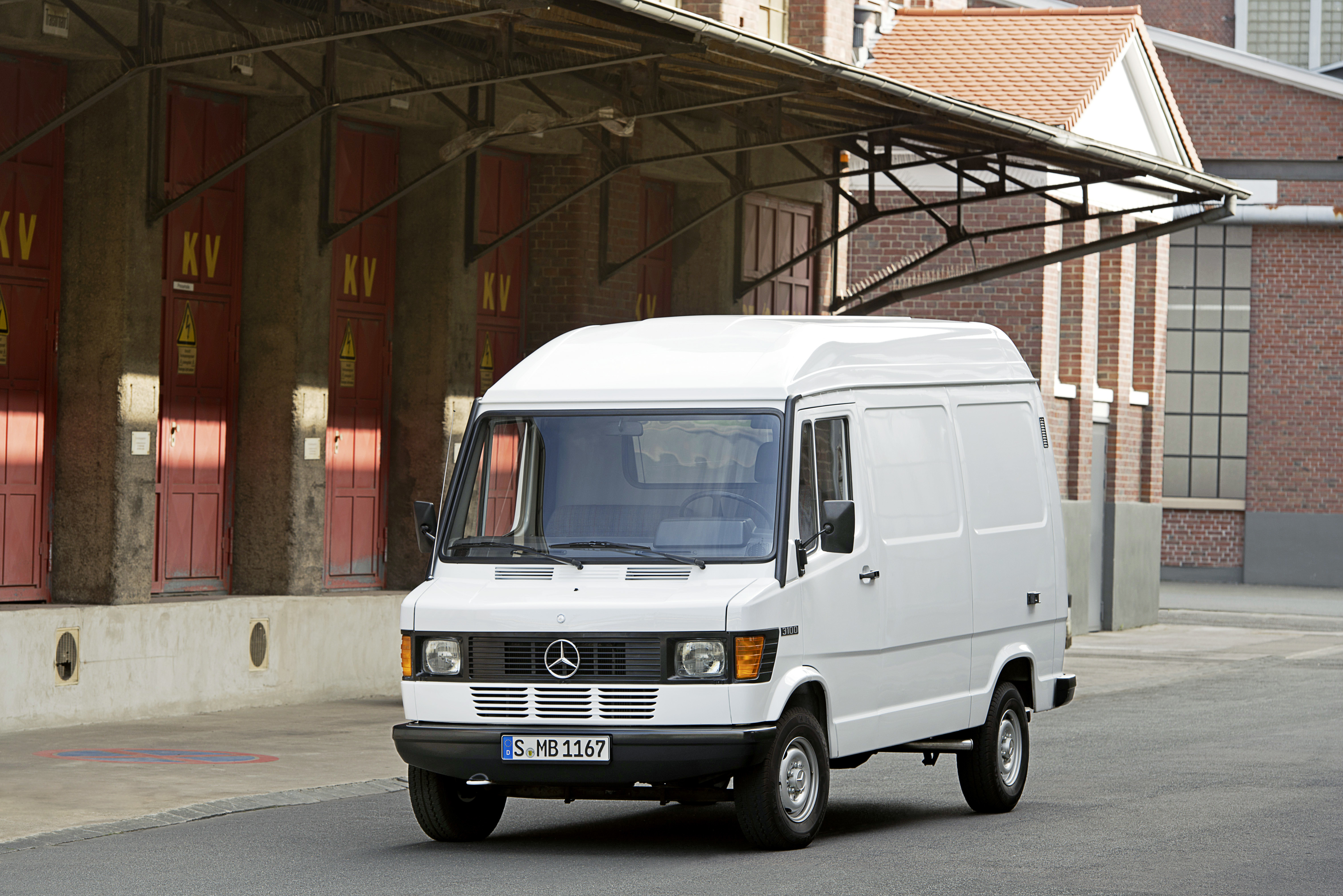 Mercedes-Benz T1