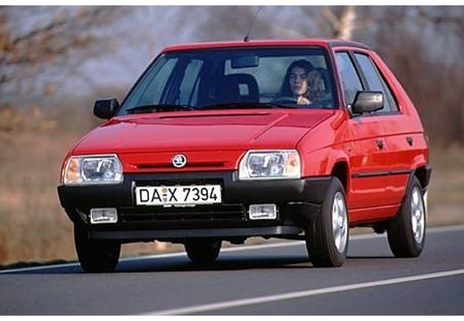 Skoda Favorit Limousine (1989–1995)