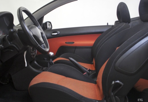 Bildergalerie: Peugeot 206 Cabrio - autoplenum.de Bildergalerie: Peugeot 206 Cabrio - autoplenum.de