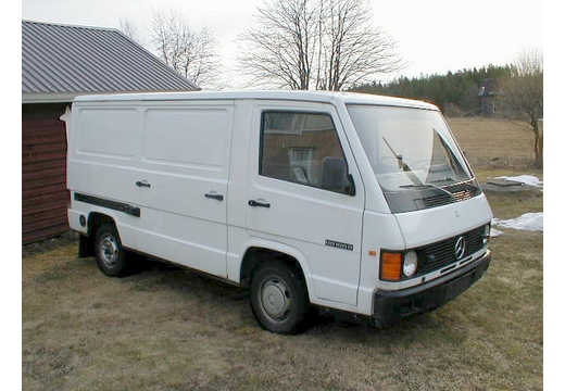 Авто mb 100