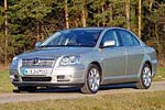 Toyota Avensis: 2,4-Liter-Benzin-Direkteinspritzer für Modelljahr 2004