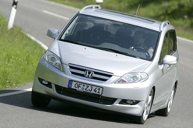 Honda FR-V: Kräftiger Diesel für Minivan mit starkem Sitzsystem