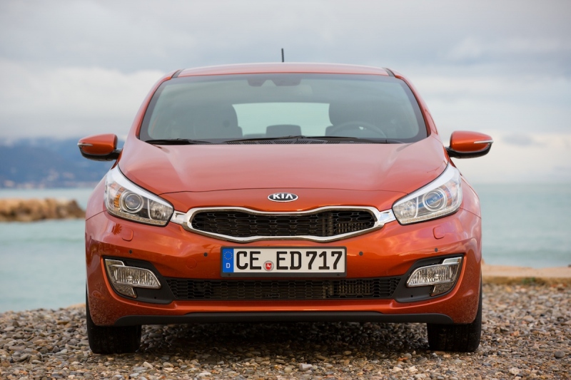 Kia ceed coupe
