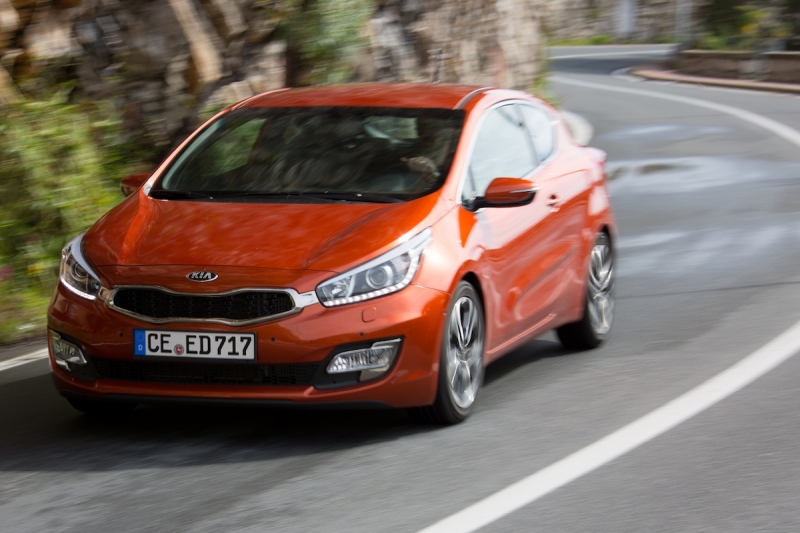 Kia ceed coupe