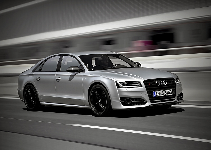 Fahrbericht: Audi S8 Plus - S8 mit Sahnehäubchen - autoplenum.de