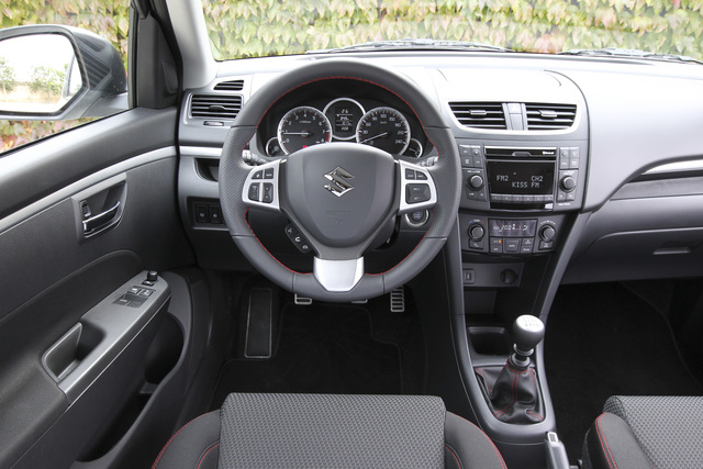 Bilder Mehr Gange Weniger Verbrauch Kurzfassung Suzuki Swift Sport Autoplenum De