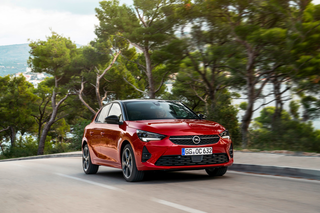 Bilder Der Kleine Macht Auf Sport Test Opel Corsa 1 2 Di Turbo Autoplenum De