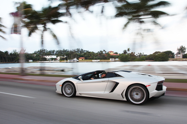 Lamborghini Aventador Roadster - Miami Sound Machine