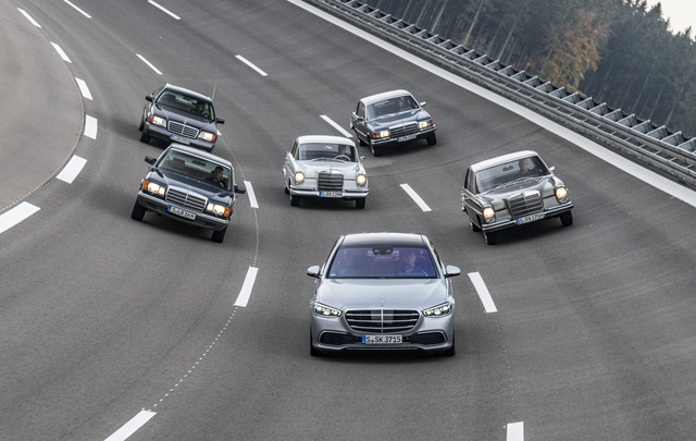 Bilder Leitstern In Der Luxusklasse Tradition 70 Jahre Mercedes Benz S Klasse Autoplenum De