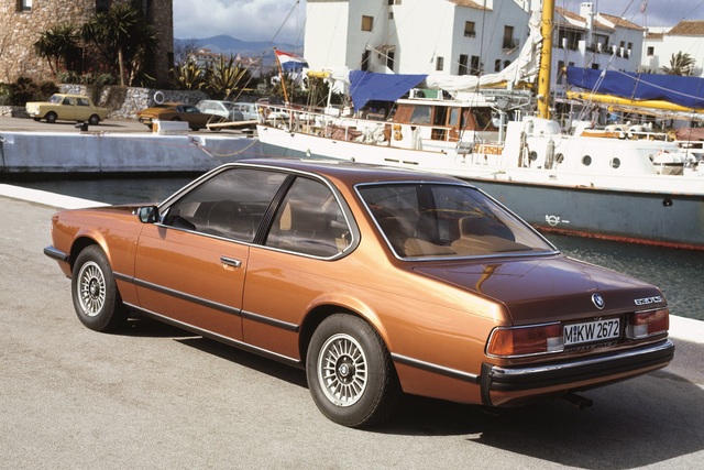 Bilder Bracqs Bayern Bomber Tradition 40 Jahre Bmw 6er Coupe E 24 Autoplenum De