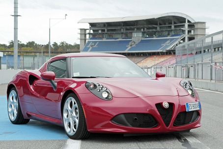 Frankreich: Alfa Romeo 4C zum schönsten Auto 2013 gewählt