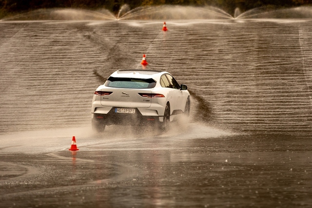Bilder: German Car of the Year 2019 - Das beste Auto Deutschlands ...