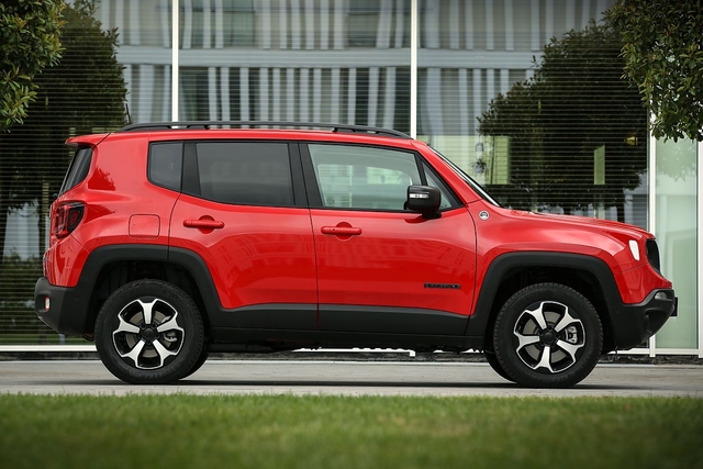 Bilder Jeep Renegade 4xe Strom Macht Vier Autoplenum De