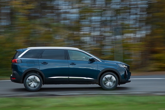 Bilder: Peugeot 5008 Blue HDI 130 - Familientransport - autoplenum.de