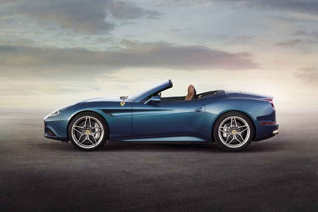 Bilder Mehr Druck Fur Das Stahldach Cabrio Ferrari California T Autoplenum At