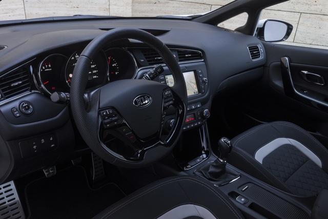 Bilder Ein Echter Europaer Gebrauchtwagen Check Kia Ceed Autoplenum At