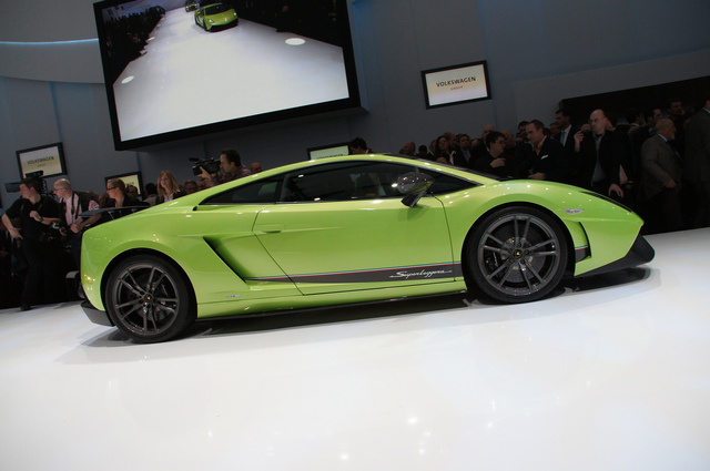 Bilder Lamborghini Gallardo Lp 570 4 Superleggera Leichter