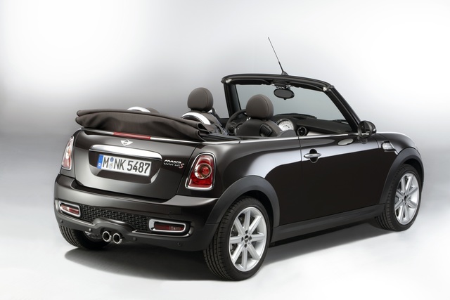 Bilder Auffallend Offen Mini Cabrio Sondermodell Autoplenum De